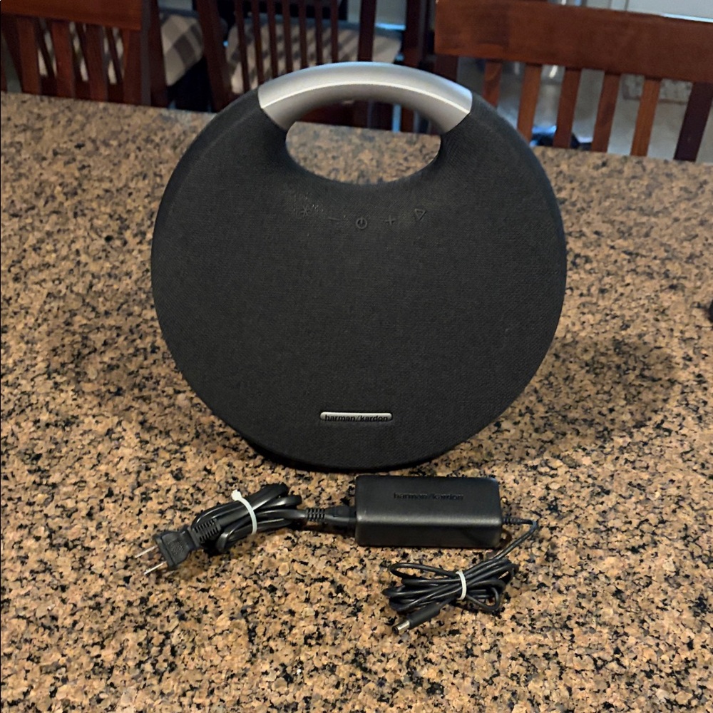 Black Portable Bluetooth Speaker- Model Onyx Studio 5